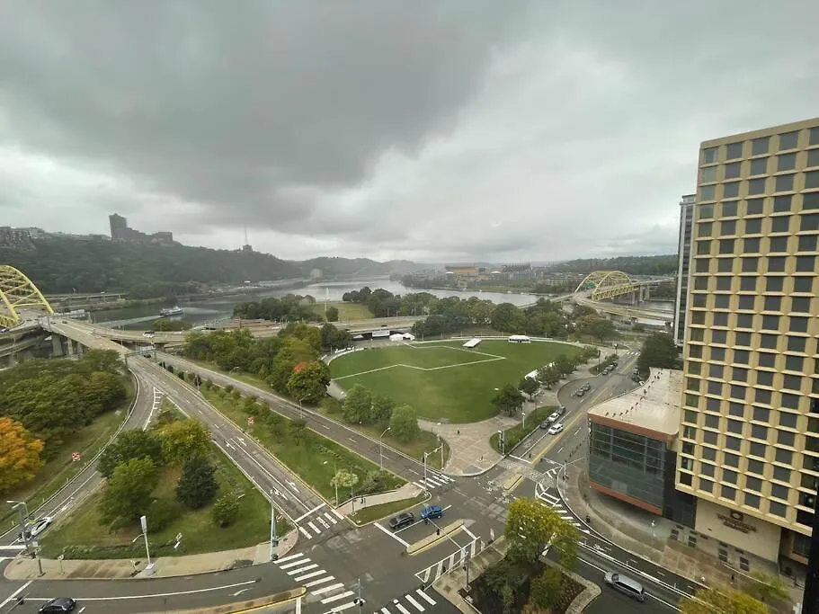 Luxury Apt At The Point Easy Access To And From Downtown 24-7 Parking Pittsburgh