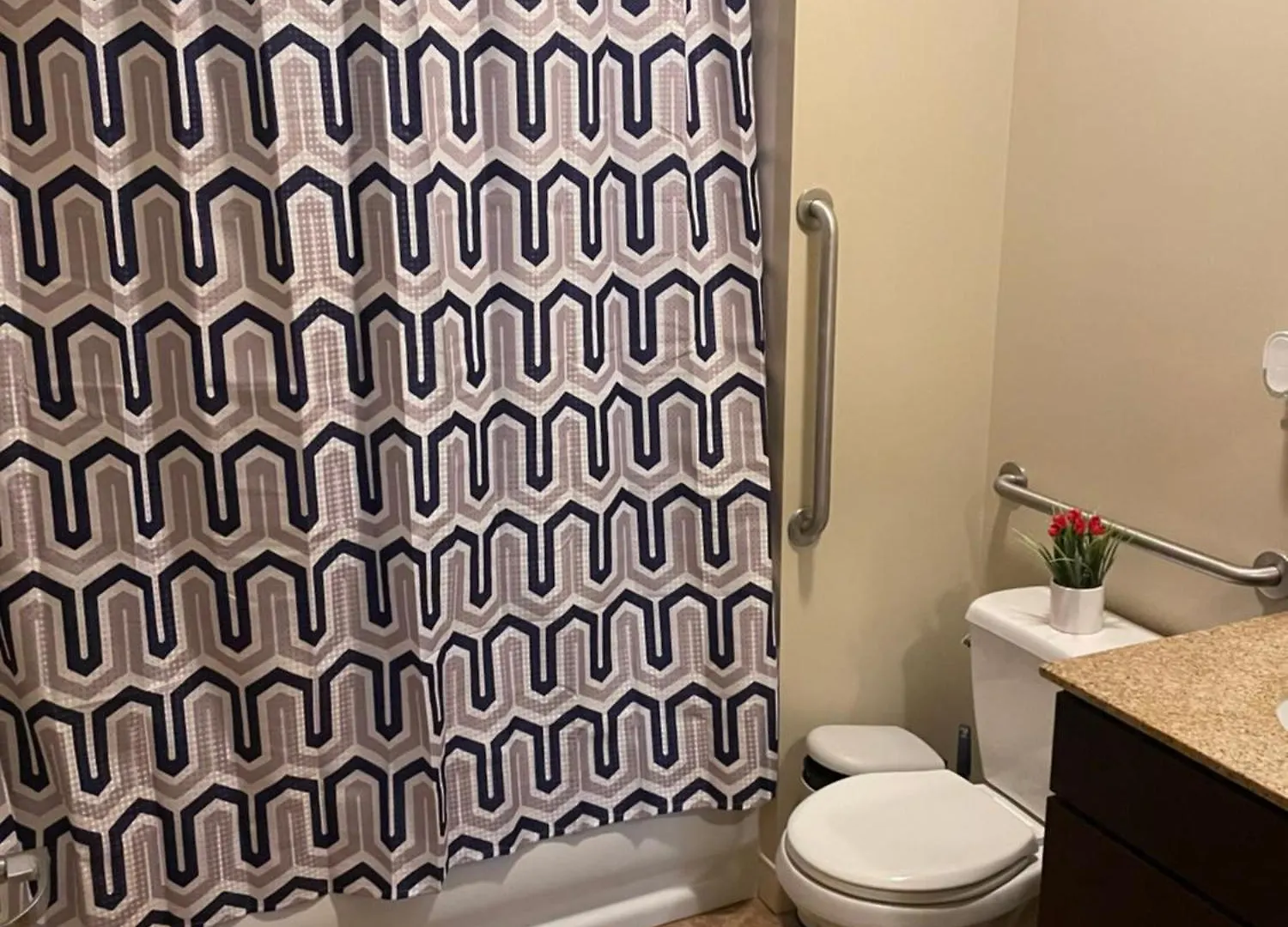 Luxury Apt At The Point Easy Access To And From Downtown 24-7 Parking Pittsburgh